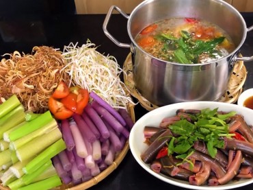 Lẩu lươn đồng