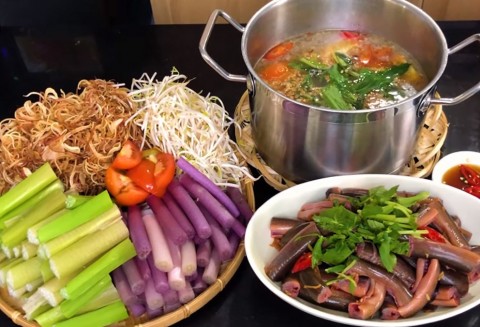 Lẩu lươn đồng